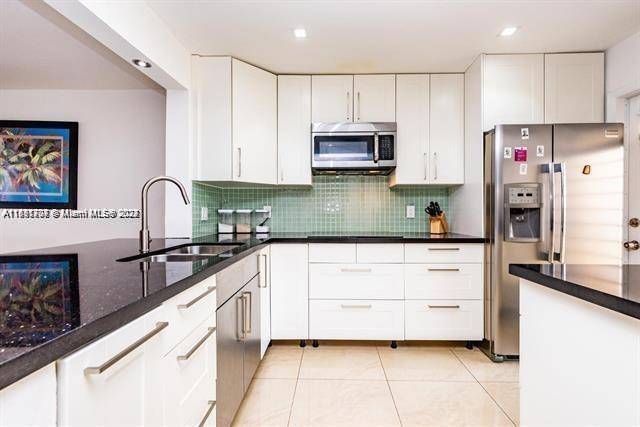 Hallandale Beach, FL 33009,2081 S Ocean Dr #411