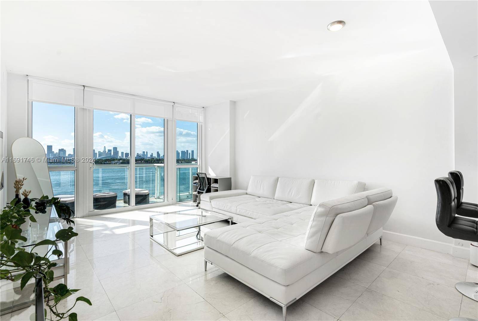 Miami Beach, FL 33139,520 West Ave #603