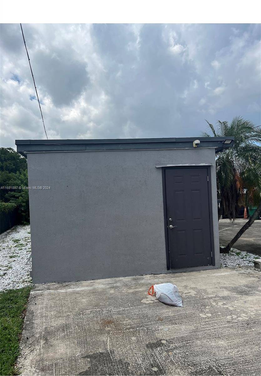 Homestead, FL 33030,745 Parkway Pkwy