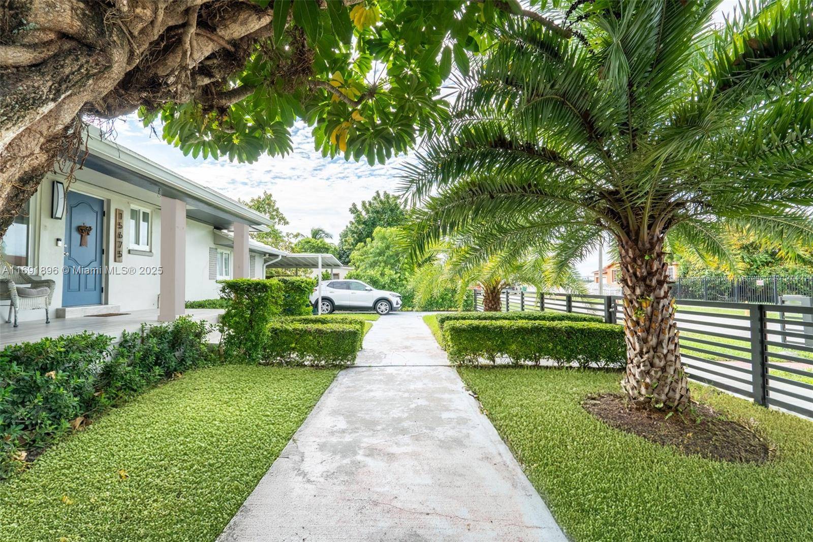 Miami Gardens, FL 33054,15675 NW 37th Ct