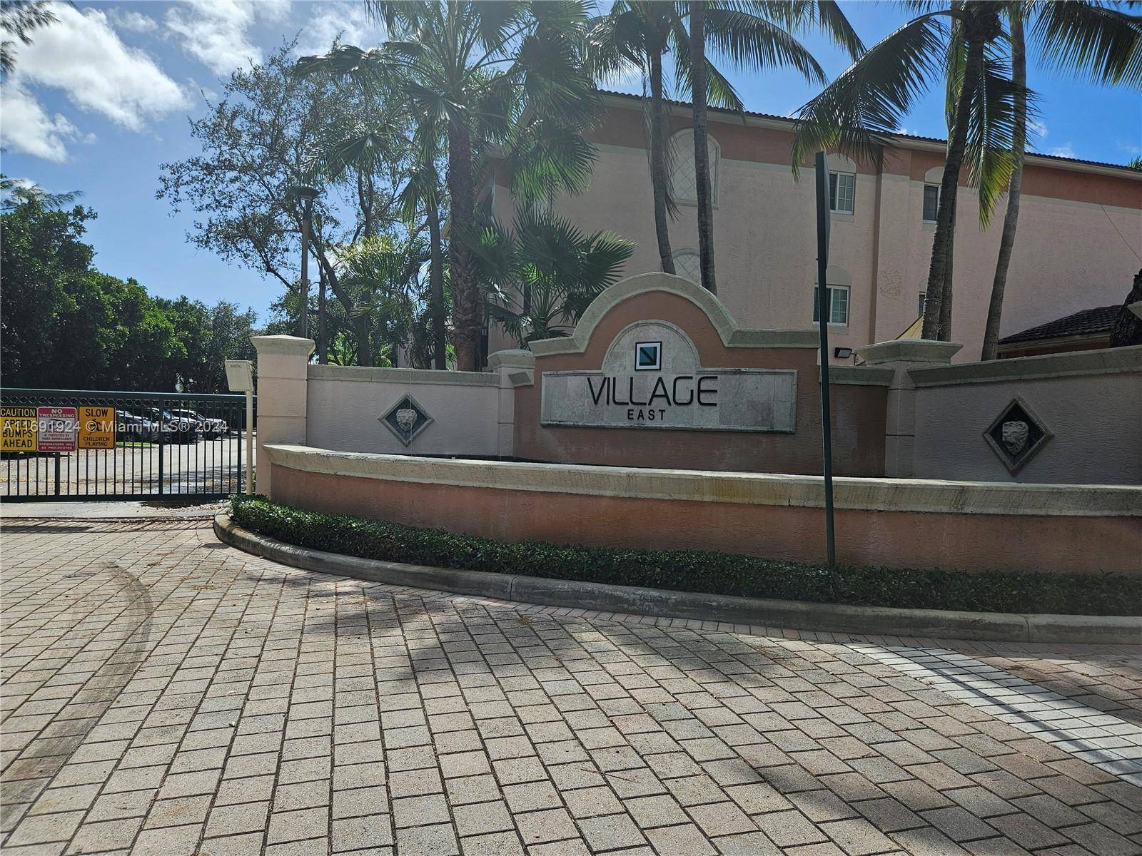 Fort Lauderdale, FL 33316,2033 SE 10th Ave #610