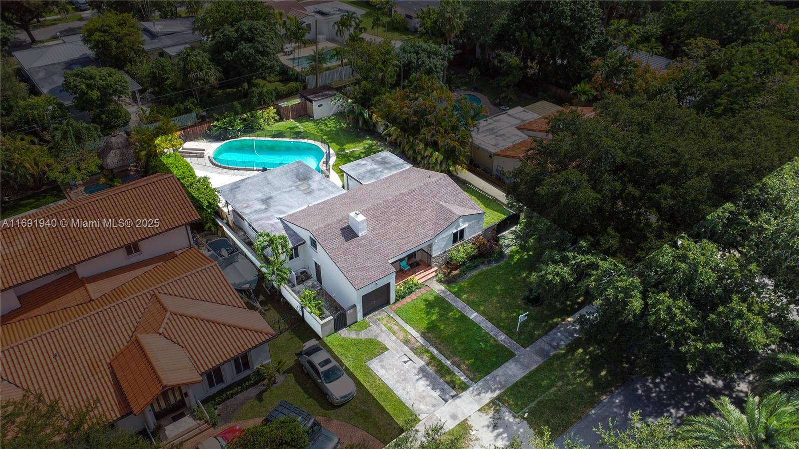 Miami Springs, FL 33166,365 De Leon Dr