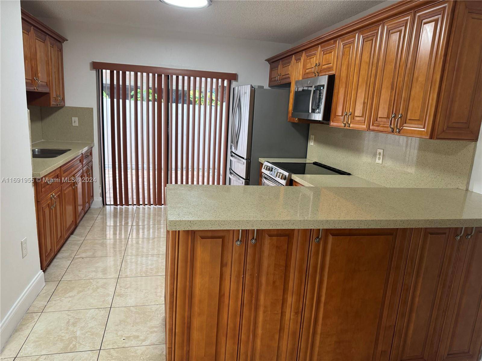 Hialeah, FL 33018,7952 W 29th Way #101