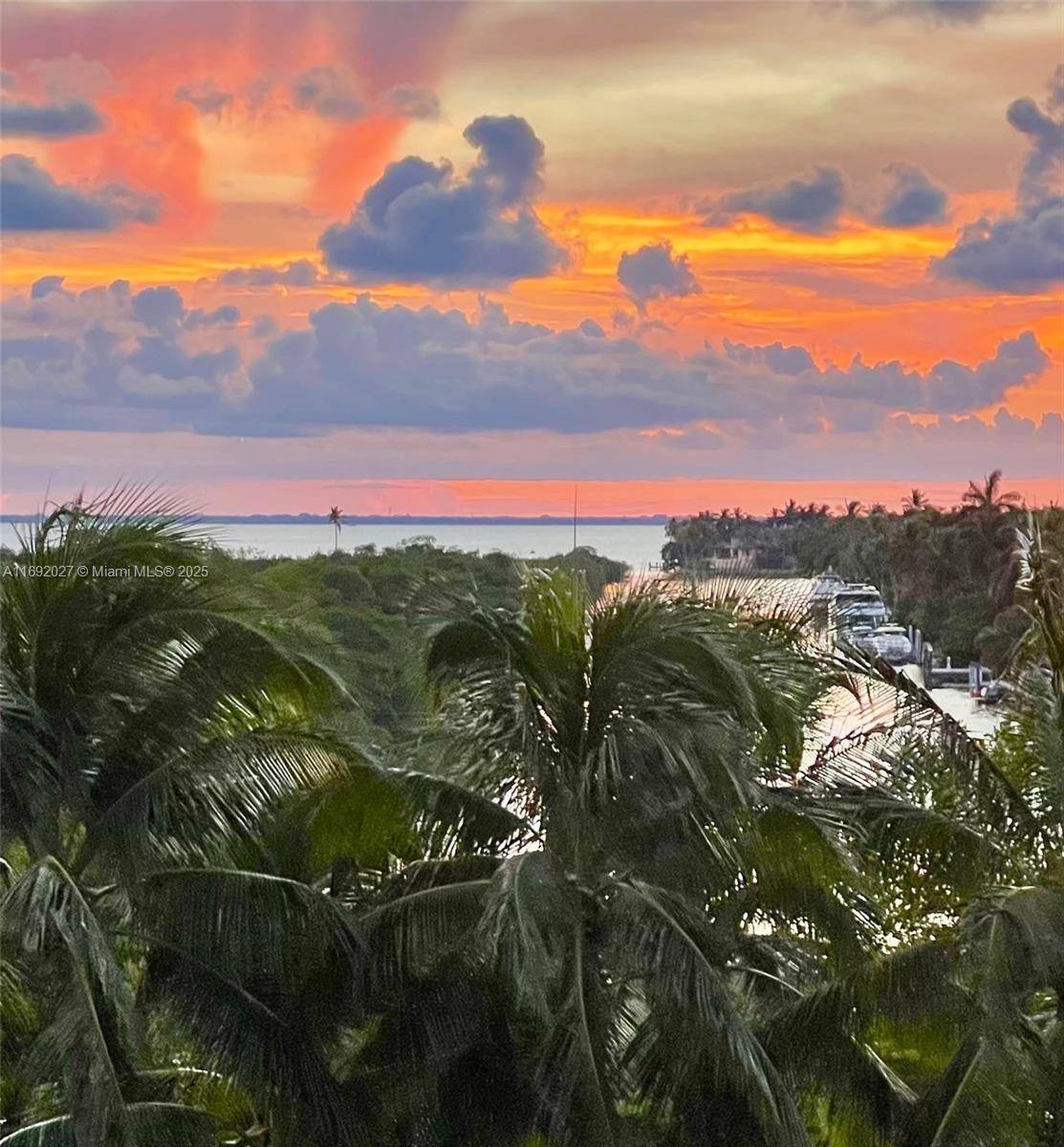Key Biscayne, FL 33149,1121 Crandon Blvd #D402