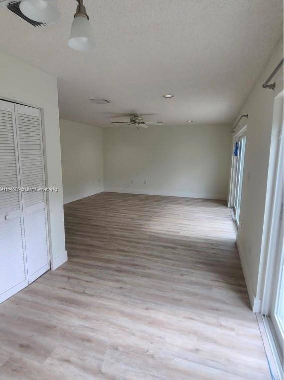 Miami, FL 33193,15766 SW 74th St