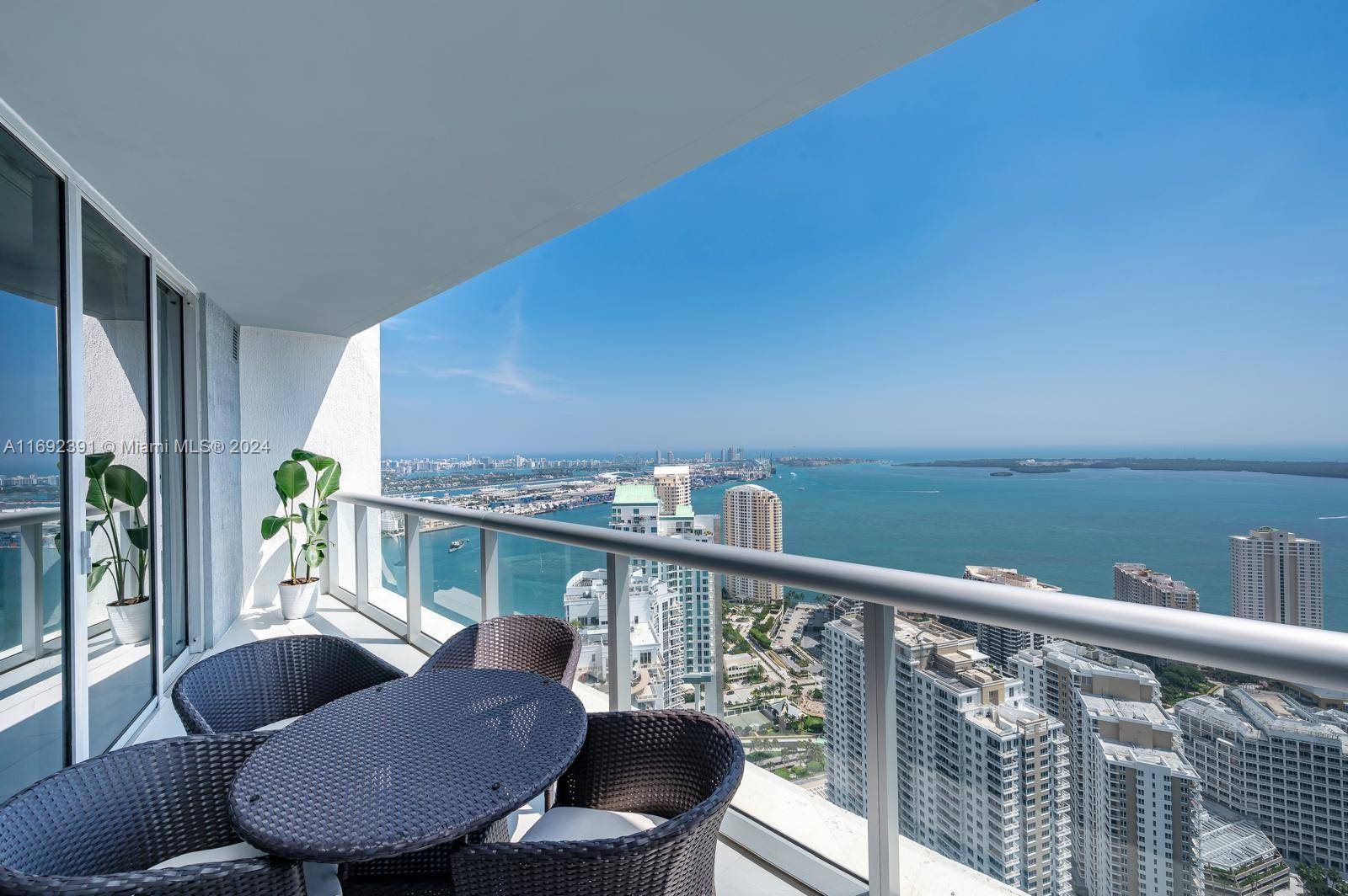 Miami, FL 33131,465 E Brickell Ave #5305