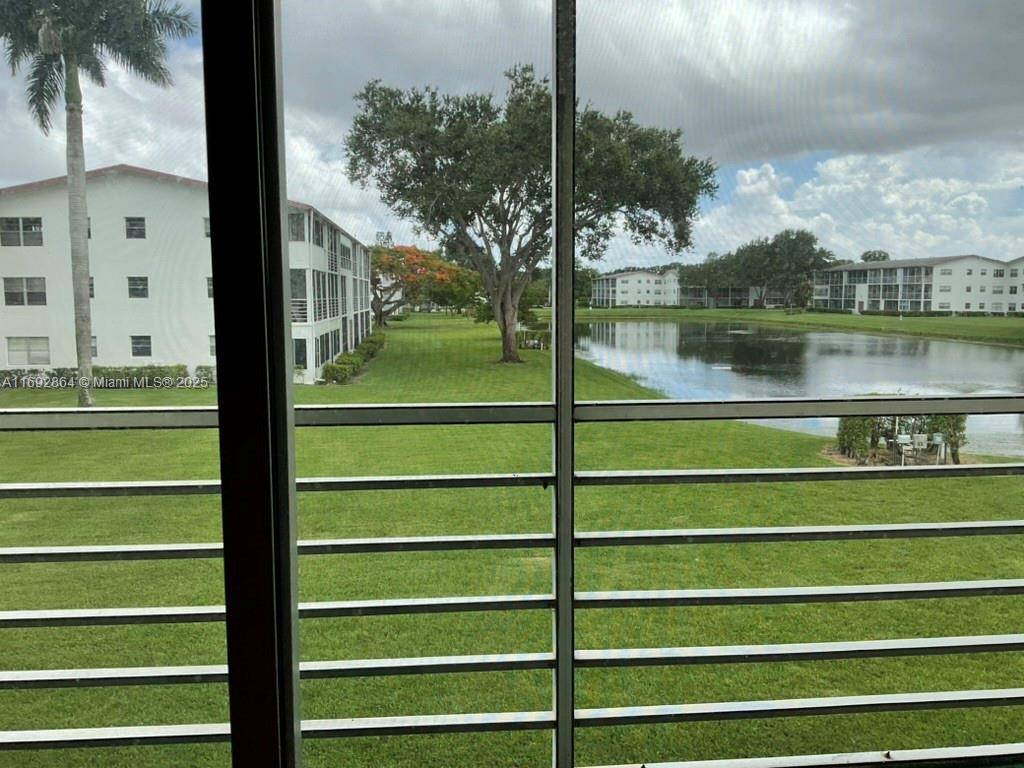 Boca Raton, FL 33434,569 Fanshaw  N #569