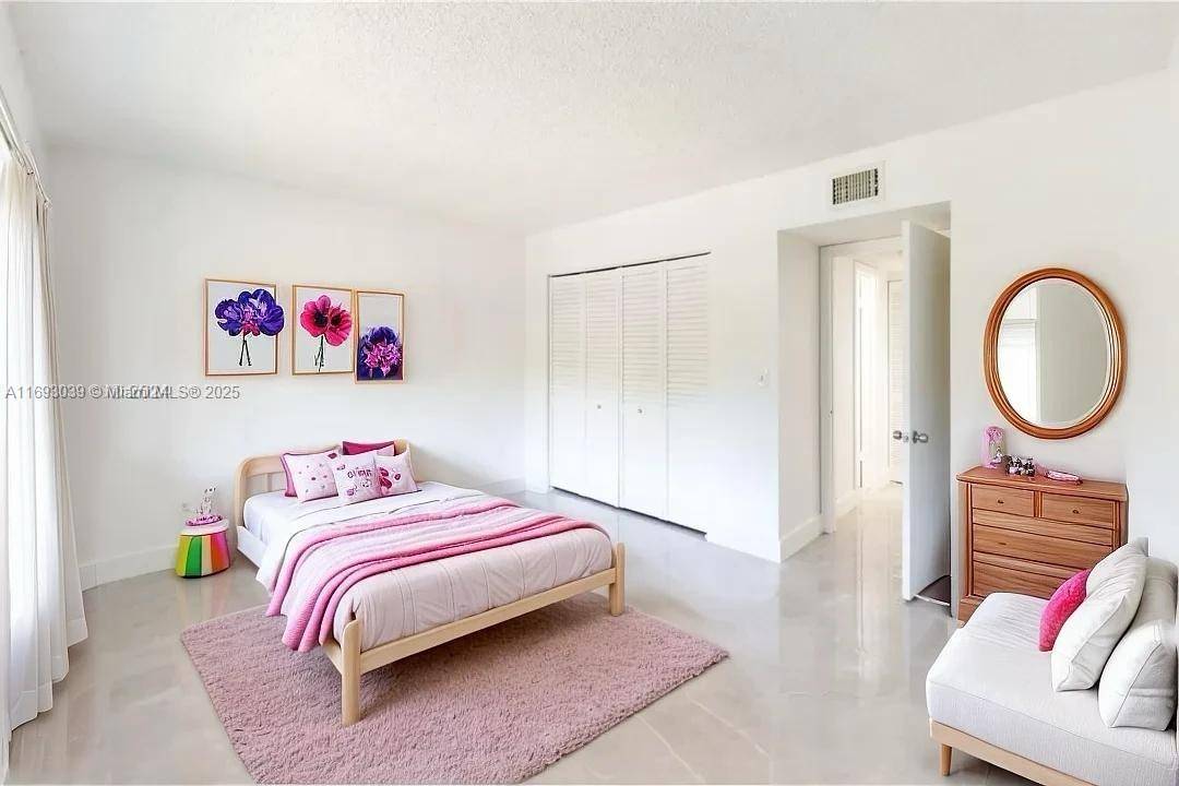 Weston, FL 33326,16171 Blatt Blvd #203
