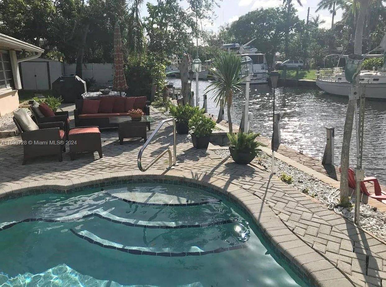 Fort Lauderdale, FL 33312,1512 SW 5th St