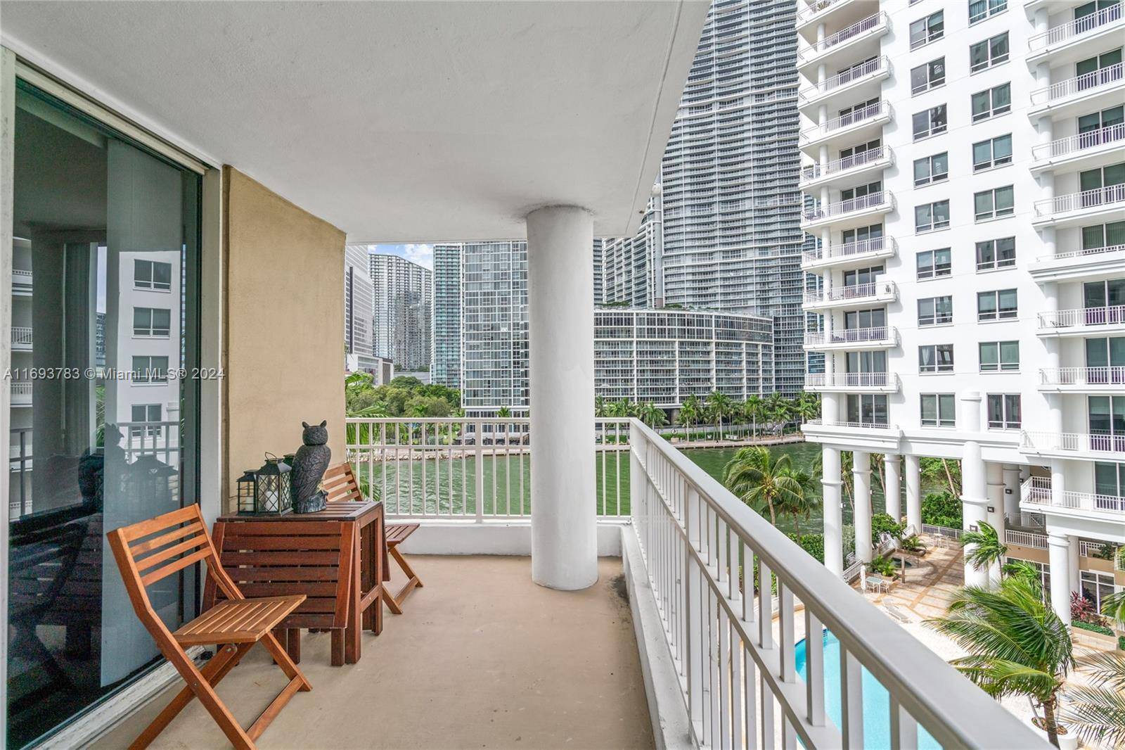 Miami, FL 33131,701 Brickell Key Blvd #604