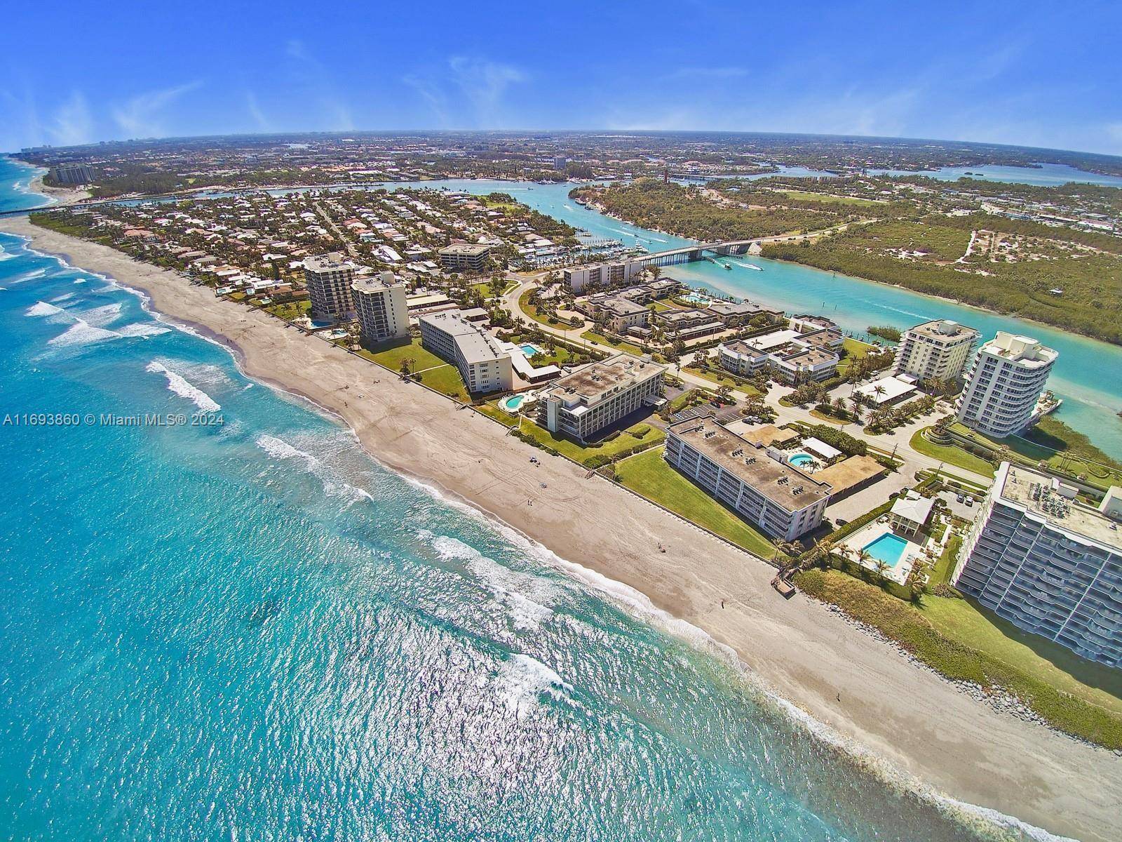 Tequesta, FL 33469,350 Beach Rd #204