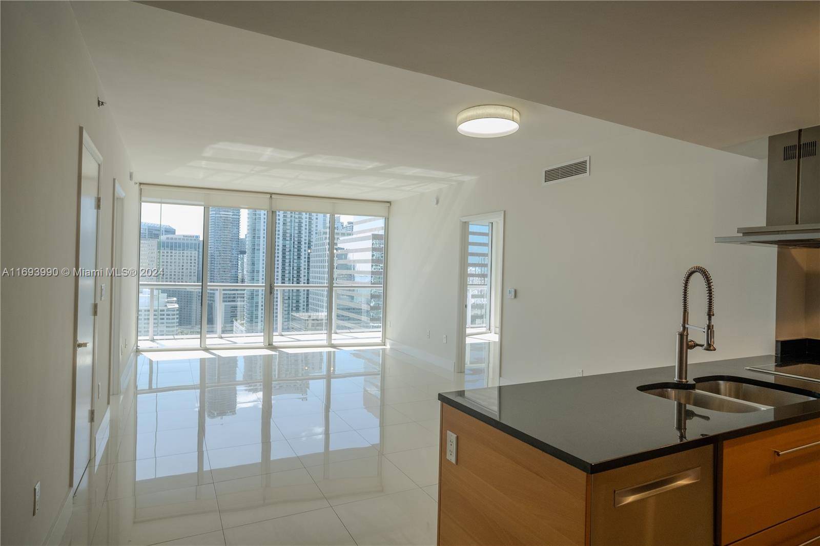 Miami, FL 33131,495 Brickell Ave #2703