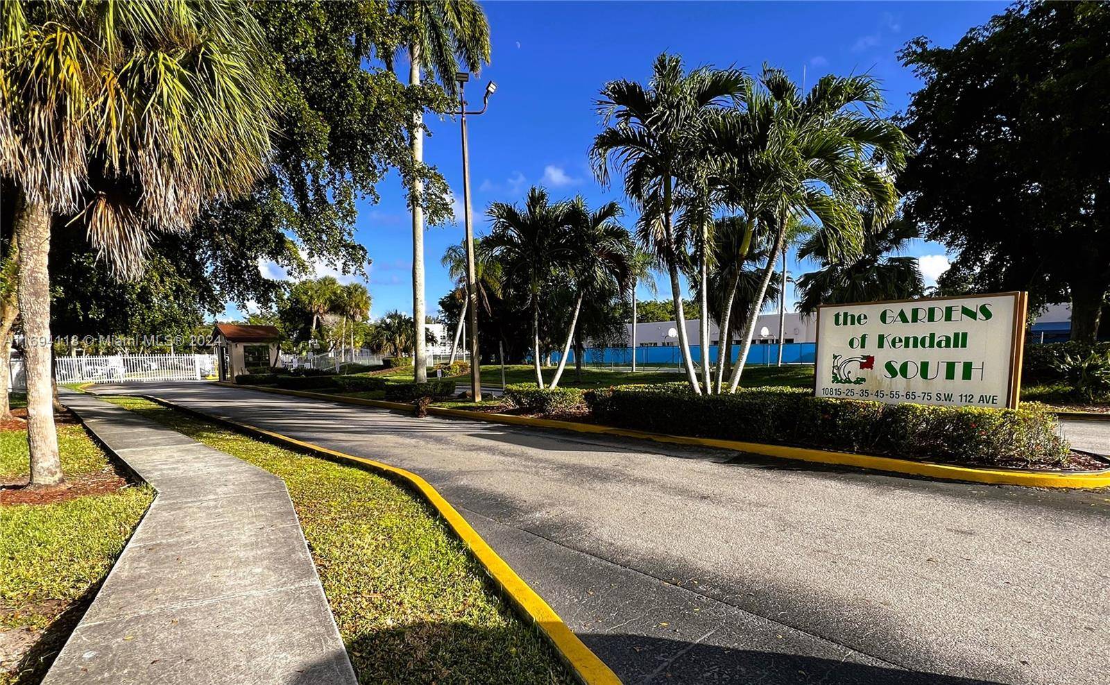 Miami, FL 33176,10835 SW 112th Ave #313