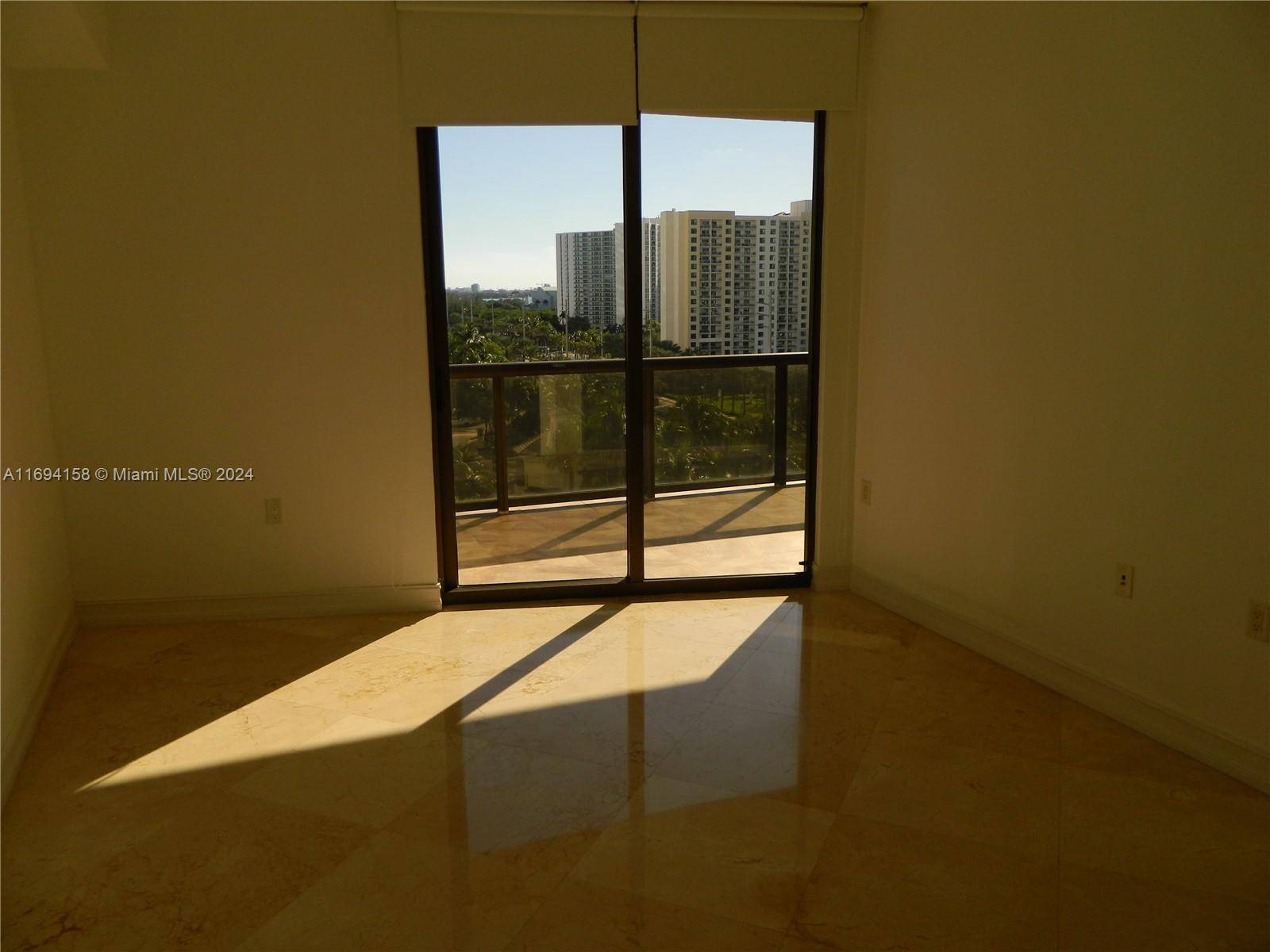 Sunny Isles Beach, FL 33160,16275 Collins Ave #803