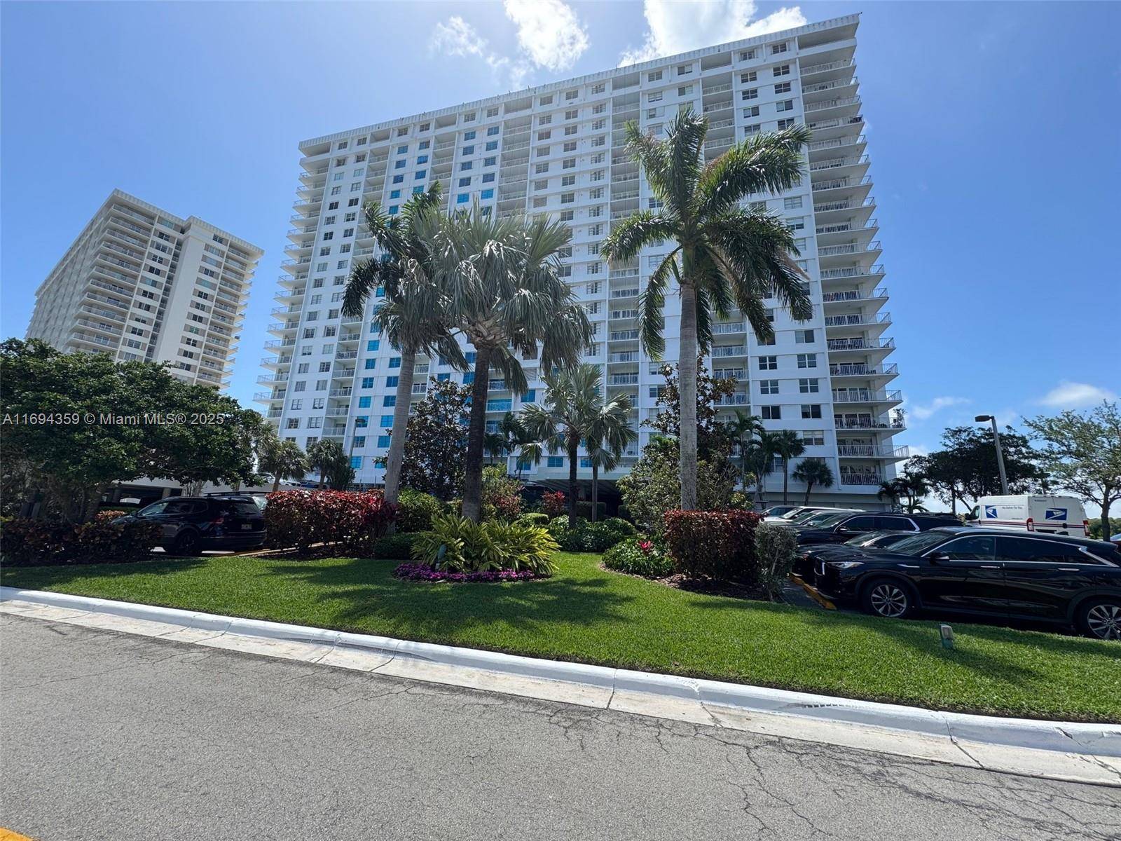 Sunny Isles Beach, FL 33160,500 Bayview Dr #1231