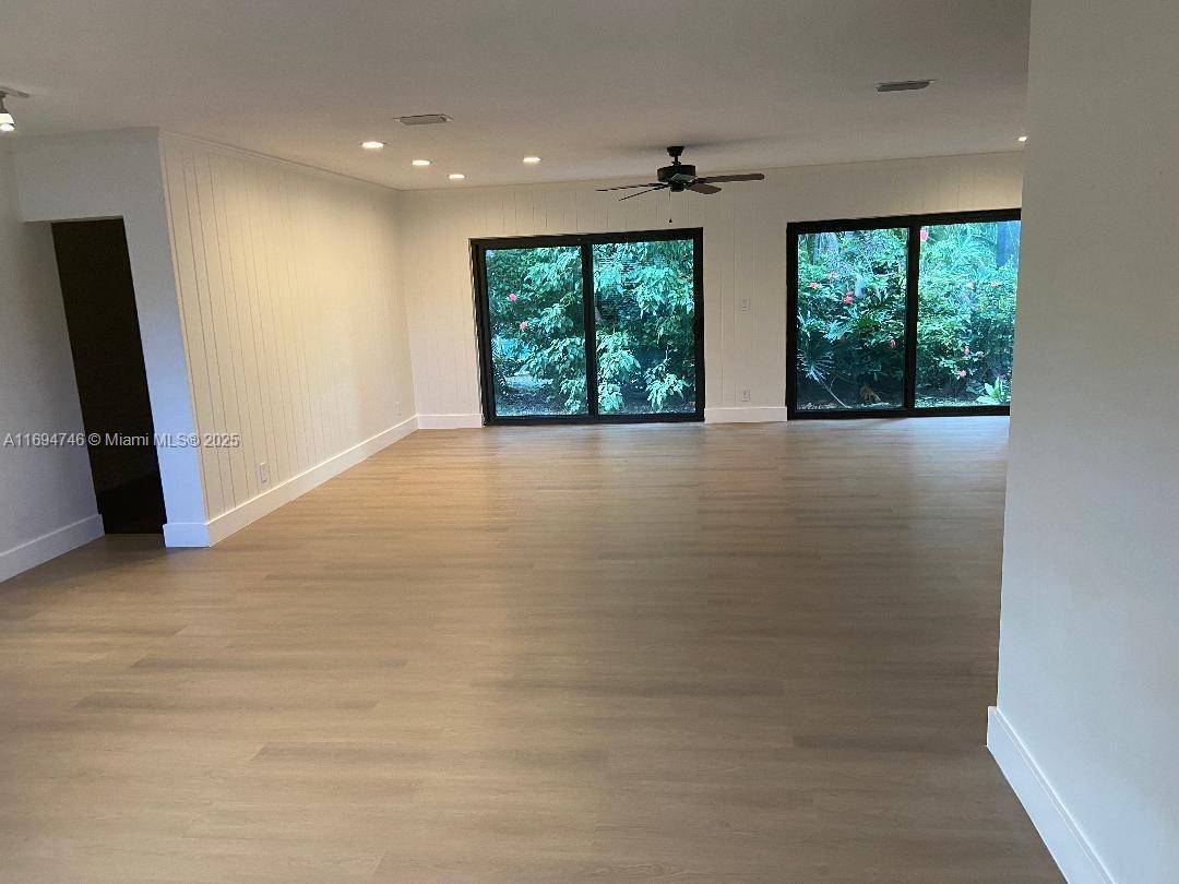Tamarac, FL 33319,6205 Jacaranda Cir