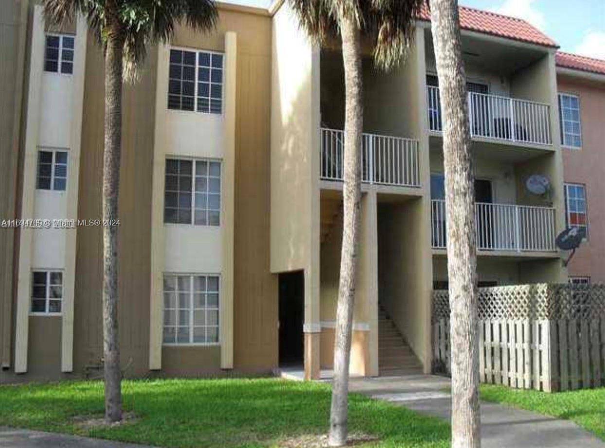 Doral, FL 33166,5201 Geneva Way #301