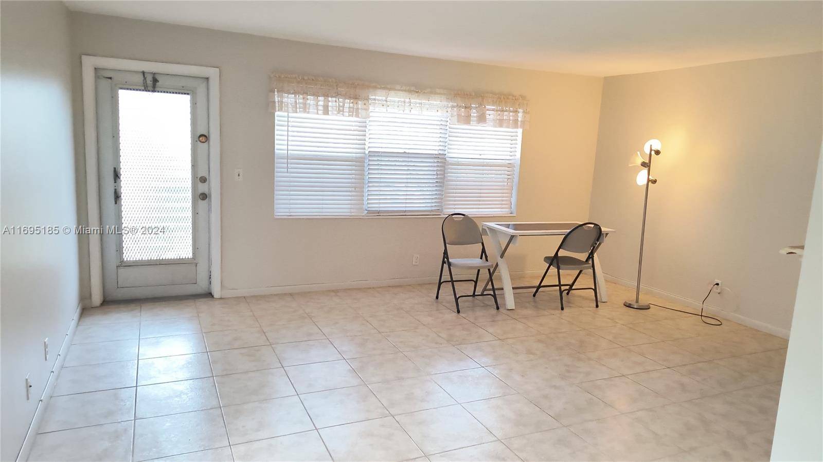 West Palm Beach, FL 33417,53 Coventry C #53