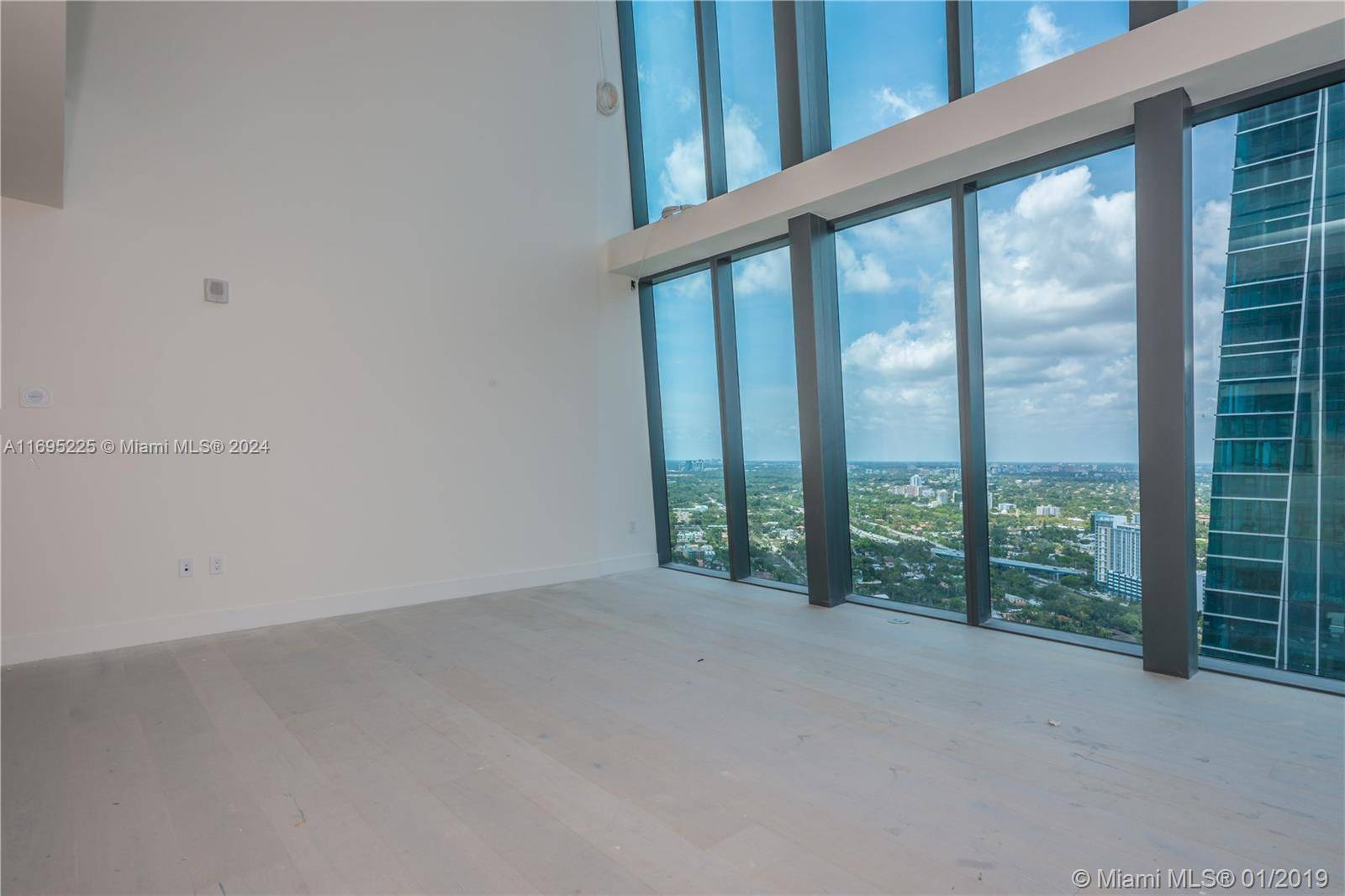 Miami, FL 33131,1451 Brickell Ave #4004