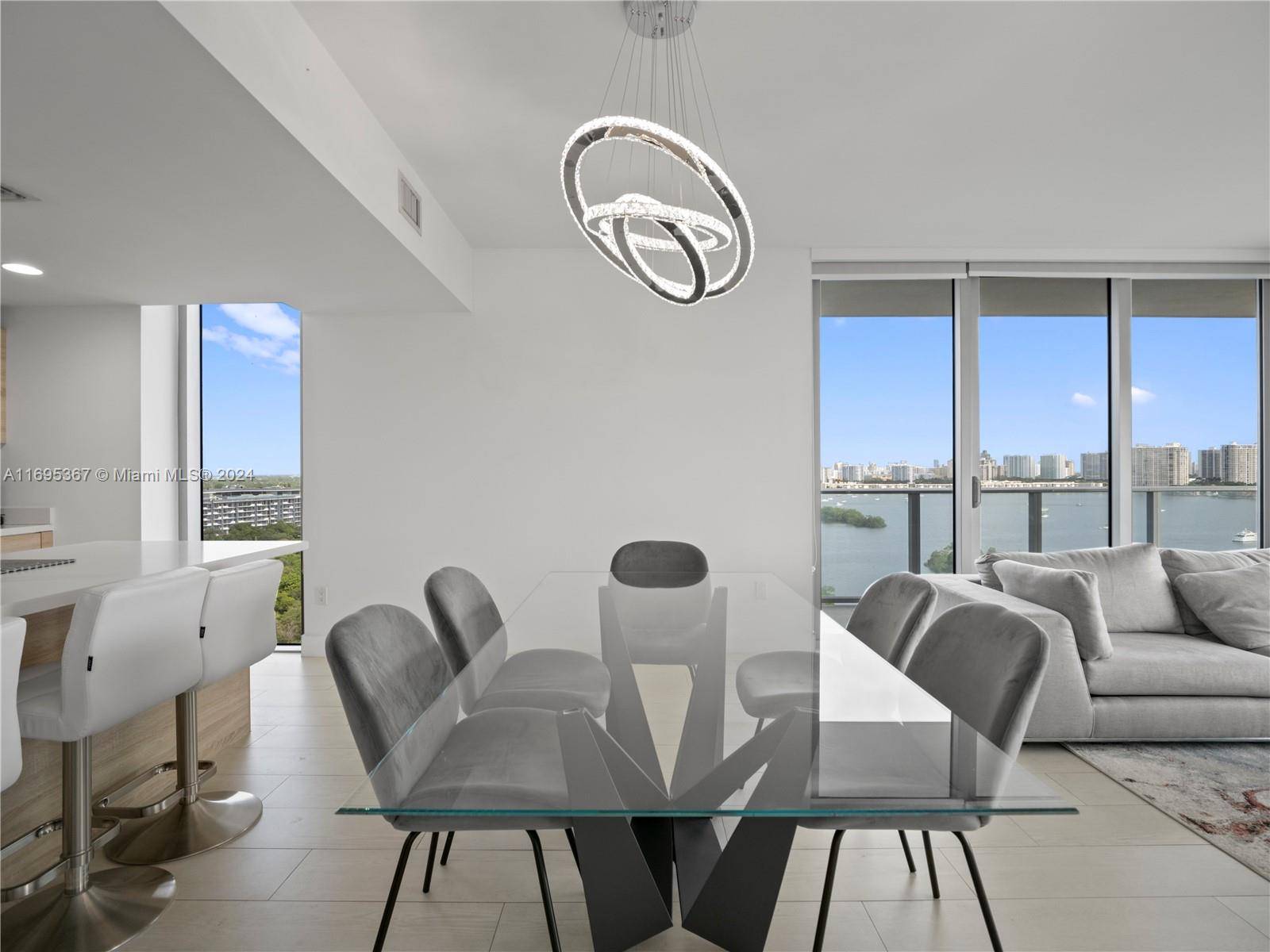 North Miami Beach, FL 33160,16385 Biscayne Blvd #1615