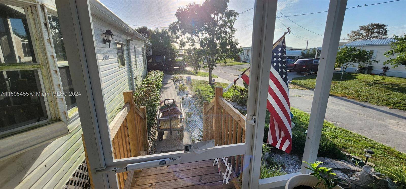 Okeechobee, FL 34974,7930 s.e. 96th trl