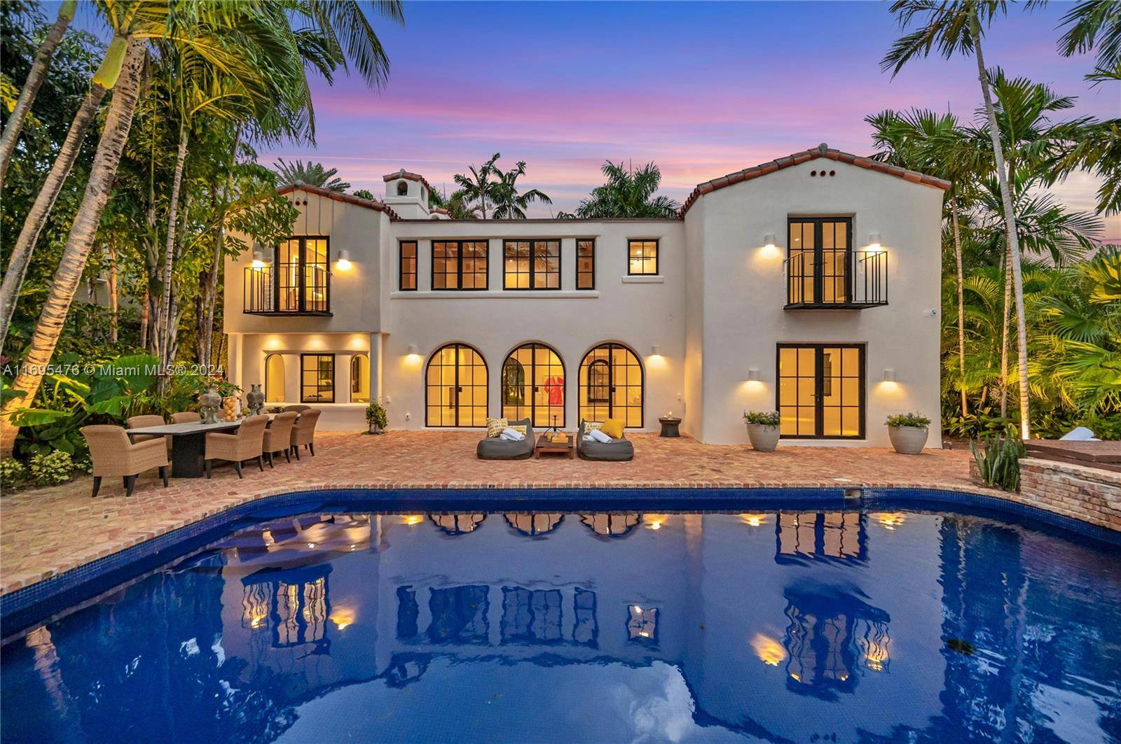 Miami Beach, FL 33140,6065 Pine Tree Dr
