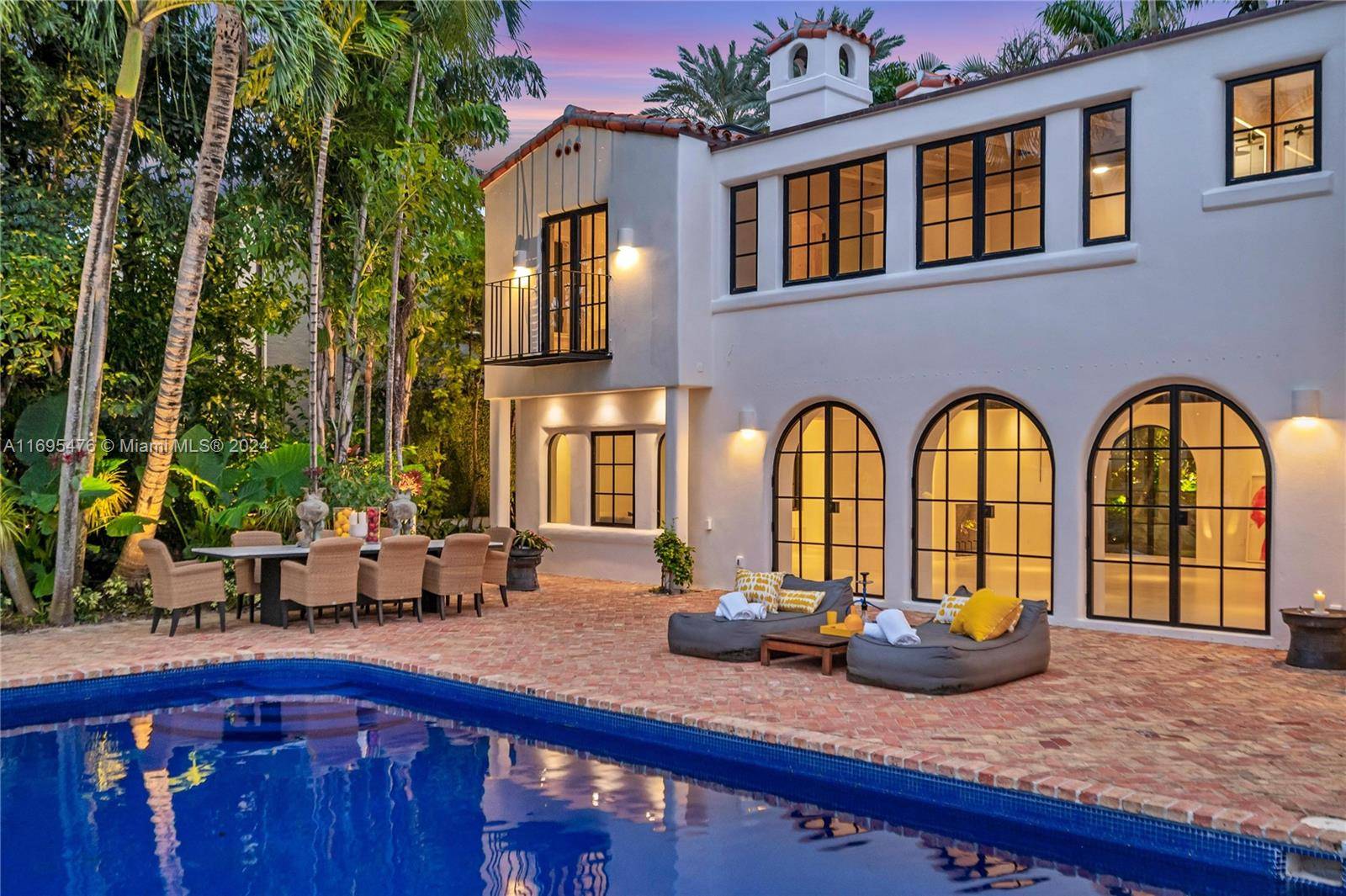Miami Beach, FL 33140,6065 Pine Tree Dr