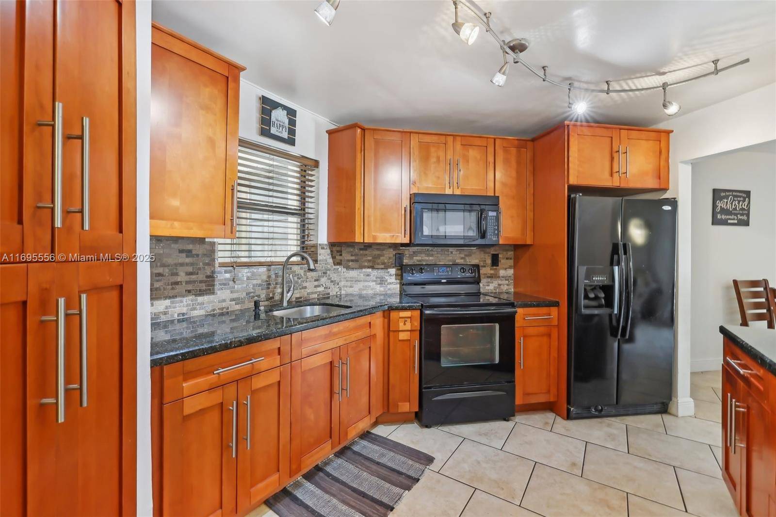 Plantation, FL 33317,6655 W Broward Blvd #401