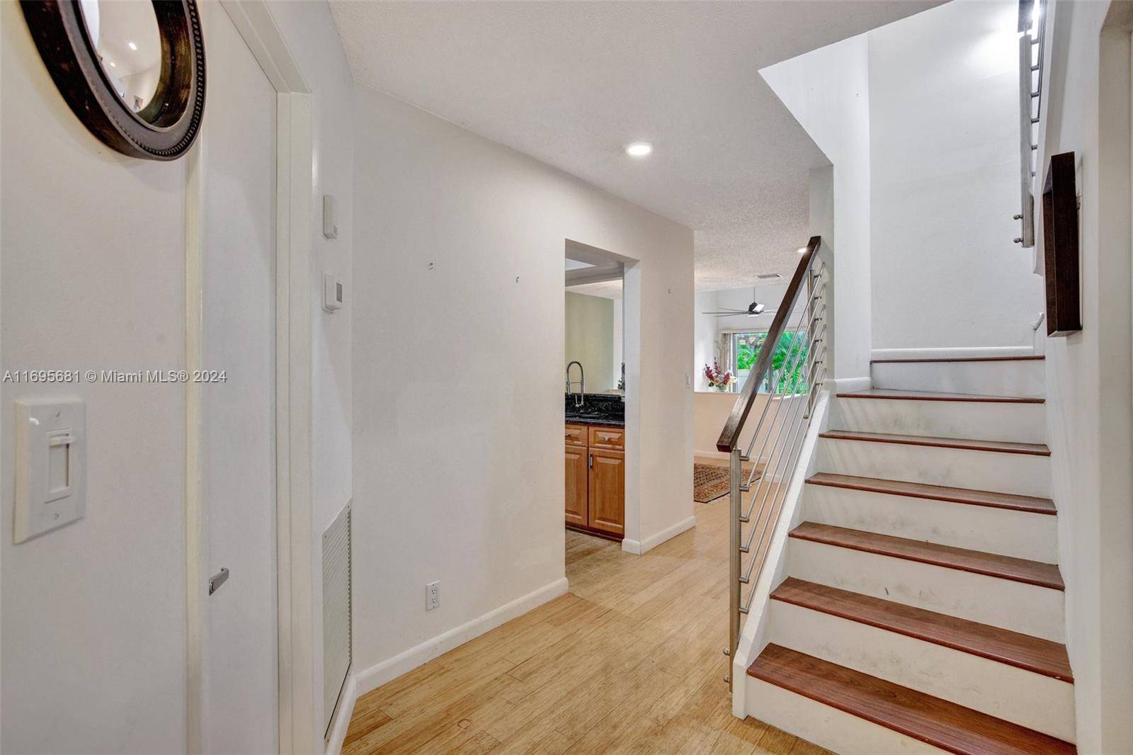 Fort Lauderdale, FL 33305,93 NE 17th Ct #93