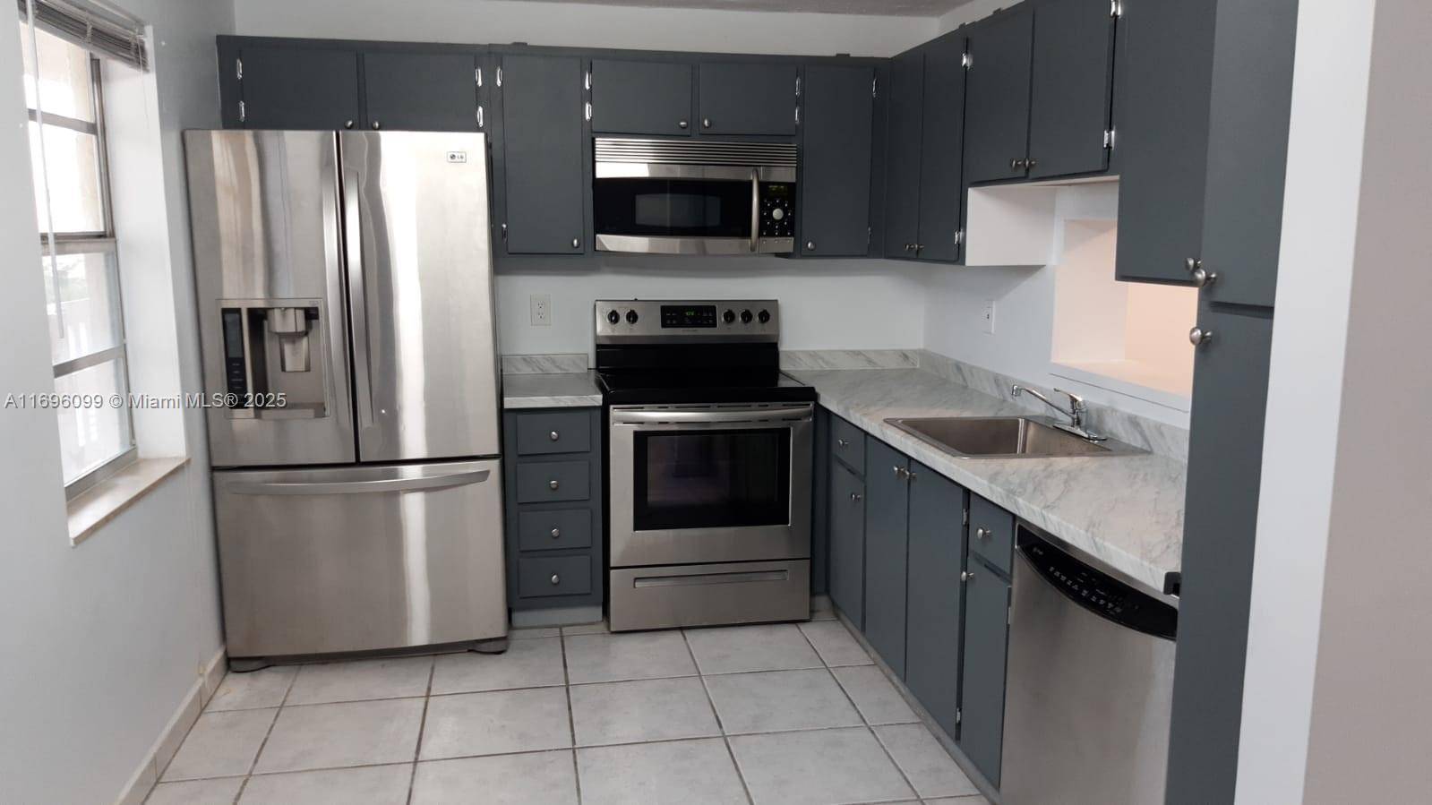 Dania Beach, FL 33004,121 SE 3rd Ave #504