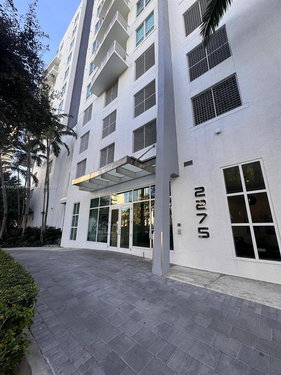 Miami, FL 33137,2275 Biscayne Blvd #PH108