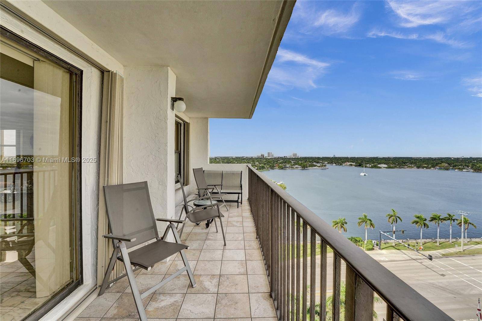 Hollywood, FL 33019,1201 S Ocean Dr #1211S