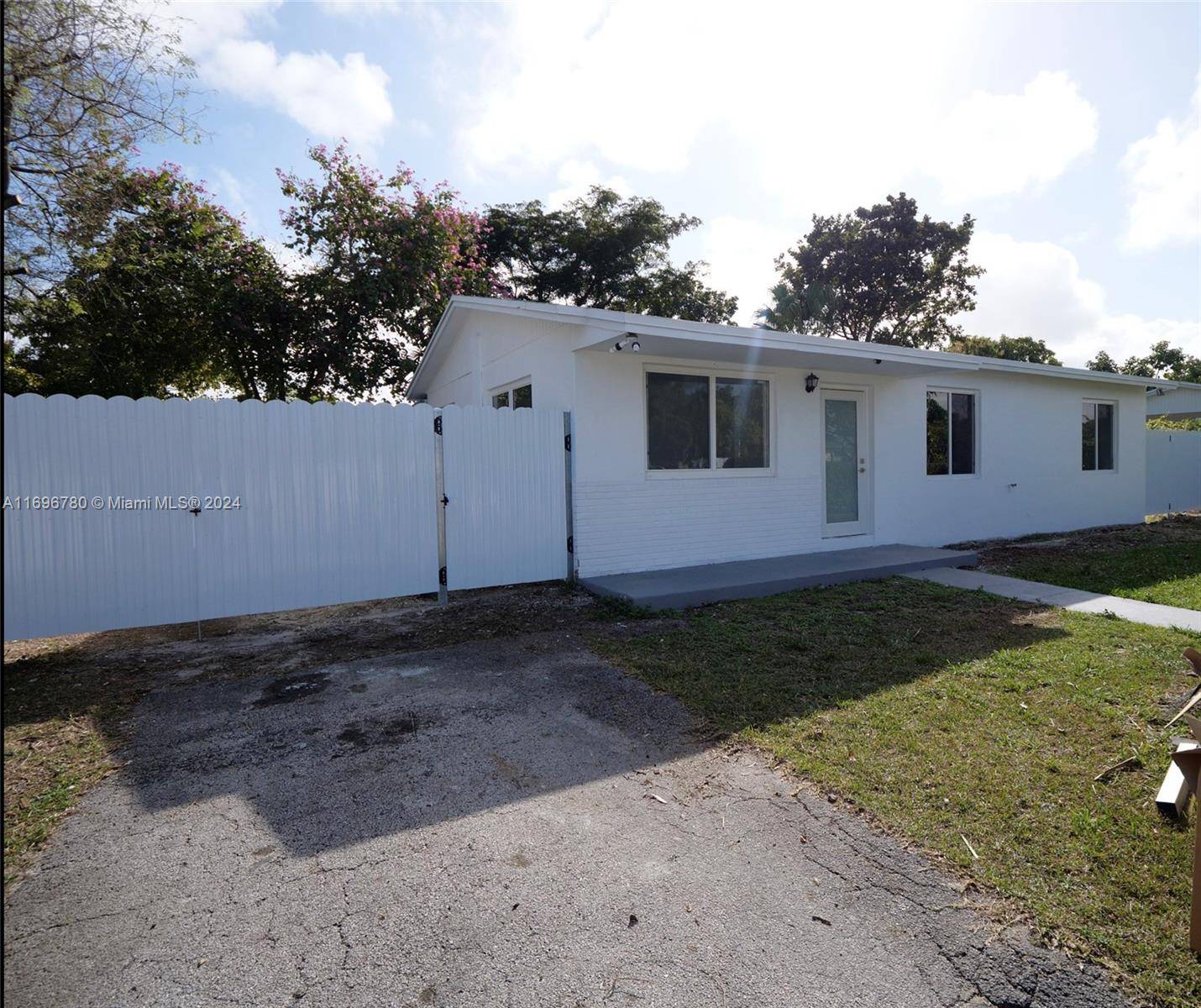 Miami, FL 33157,11460 SW 196th Ter