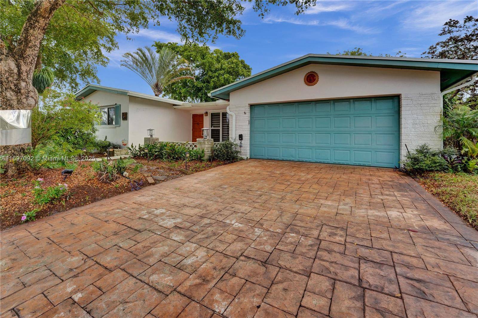 Hollywood, FL 33021,1700 N 48th Ave