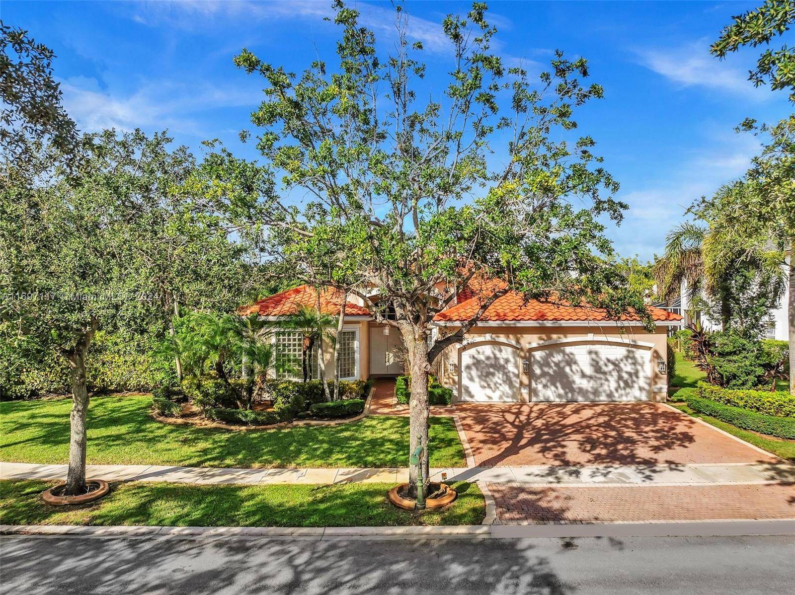 Miramar, FL 33029,19541 SW 39th Ct