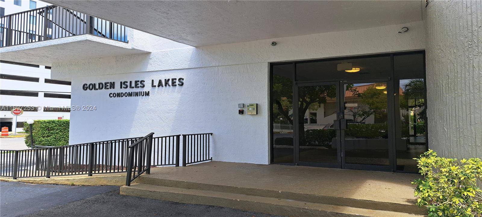 Hallandale Beach, FL 33009,1900 Diana Dr #3E
