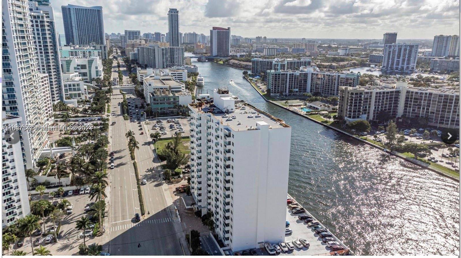 Hollywood, FL 33019,3000 S Ocean Dr #1012