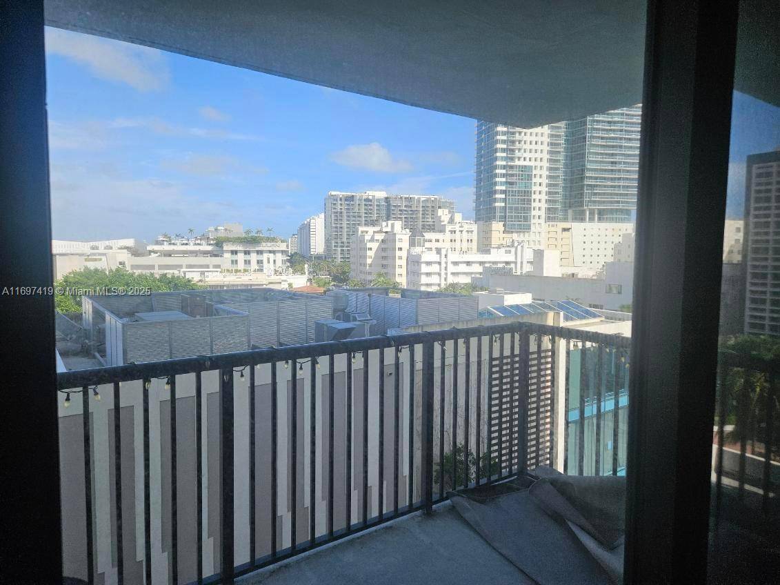 Miami Beach, FL 33139,1800 Collins Ave #8B