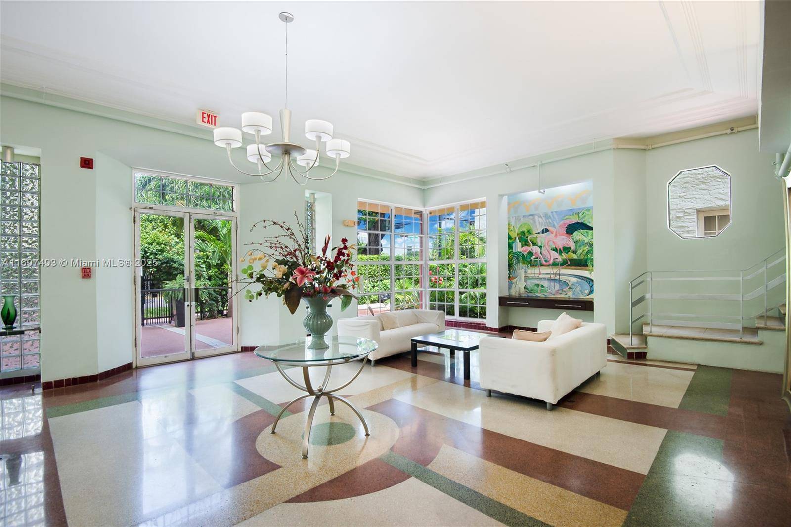 Miami Beach, FL 33139,1051 Meridian Ave #1M