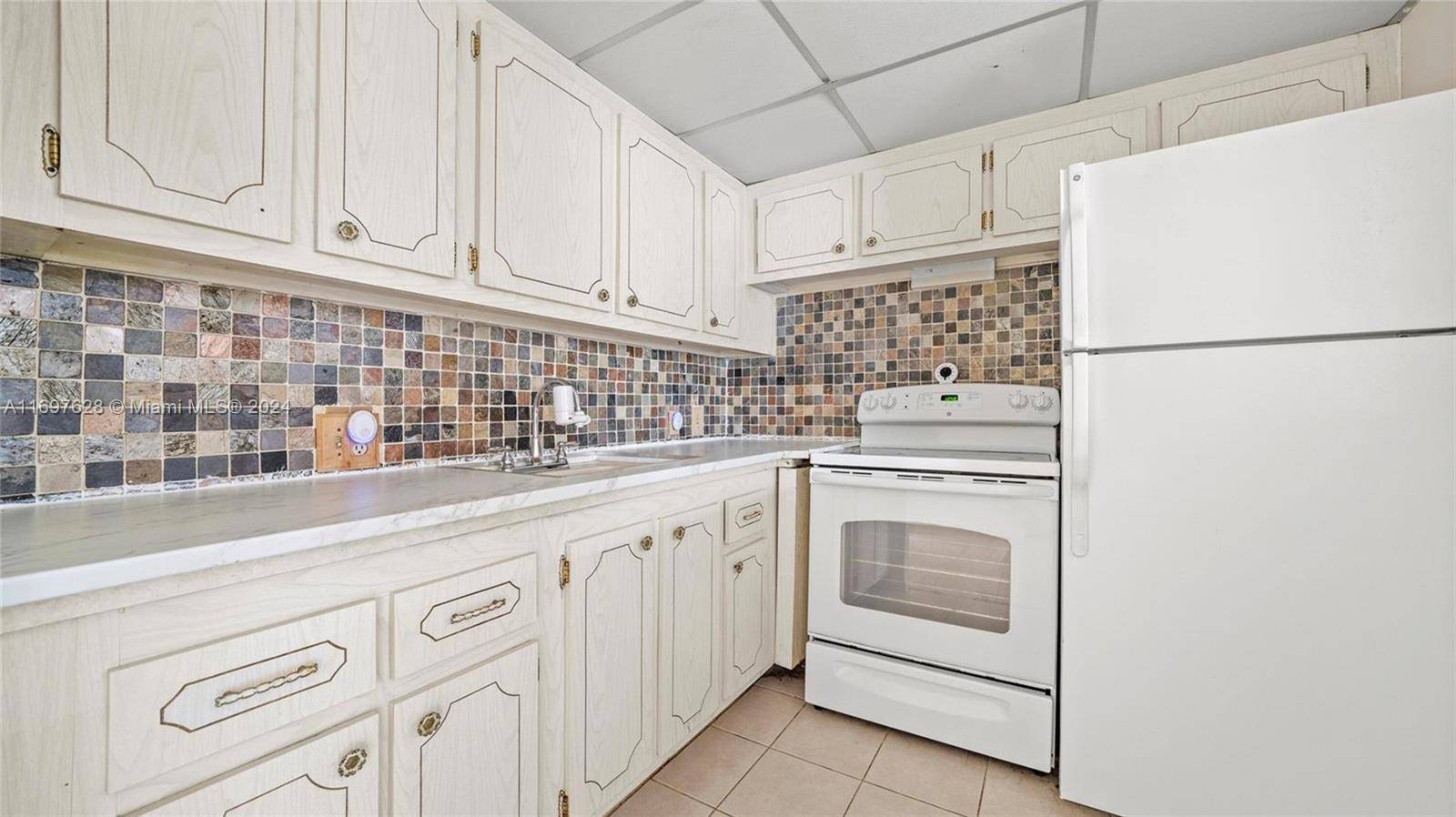 Boca Raton, FL 33434,79 Suffolk B #79