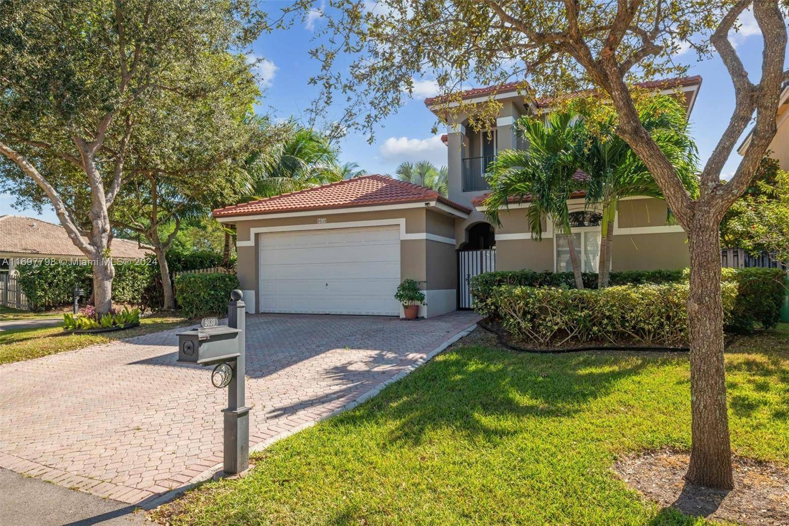 Palmetto Bay, FL 33157,9030 SW 162nd St