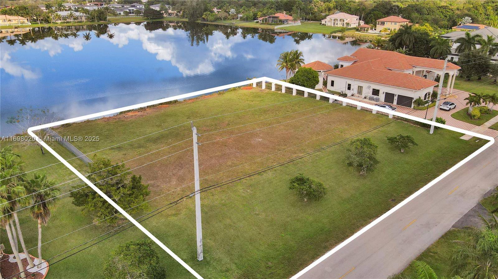 Davie, FL 33326,14991 SW 20th St