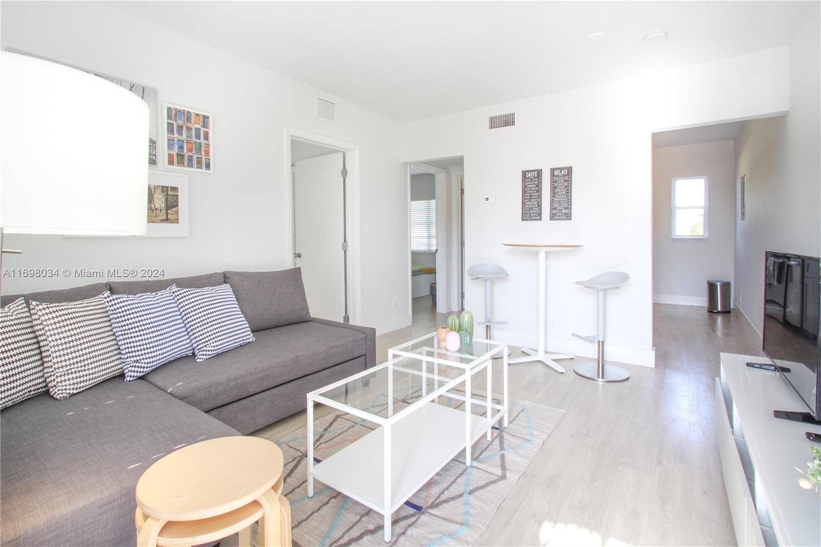 South Miami, FL 33143,6238 SW 59th Pl #10