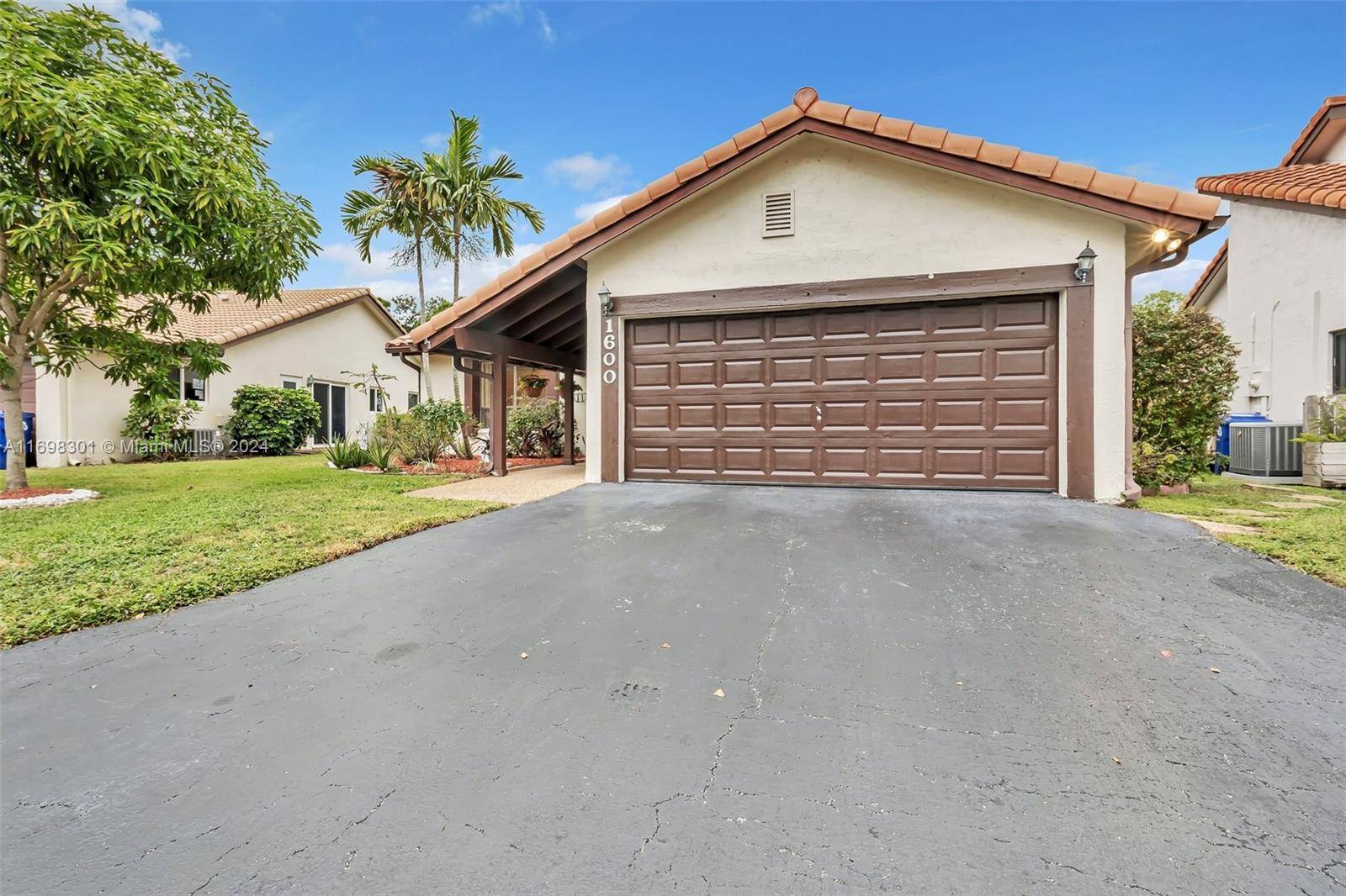 Coral Springs, FL 33071,1600 Riverwood Ln