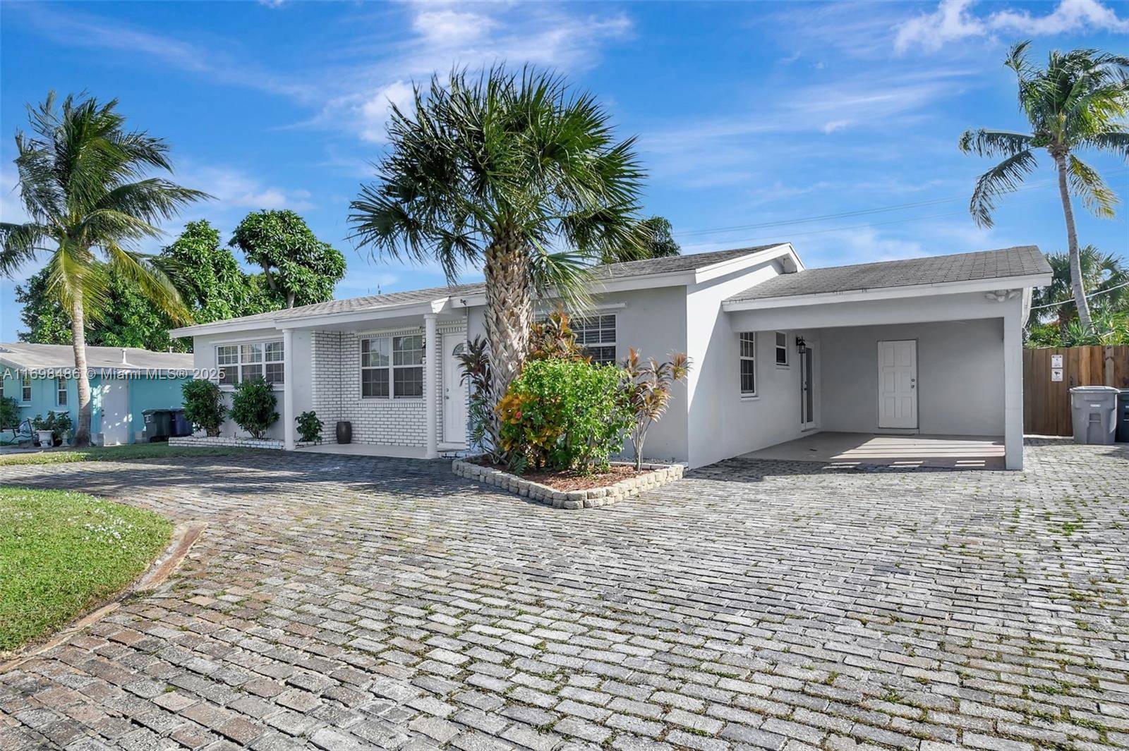 Lake Park, FL 33403,748 W Jasmine