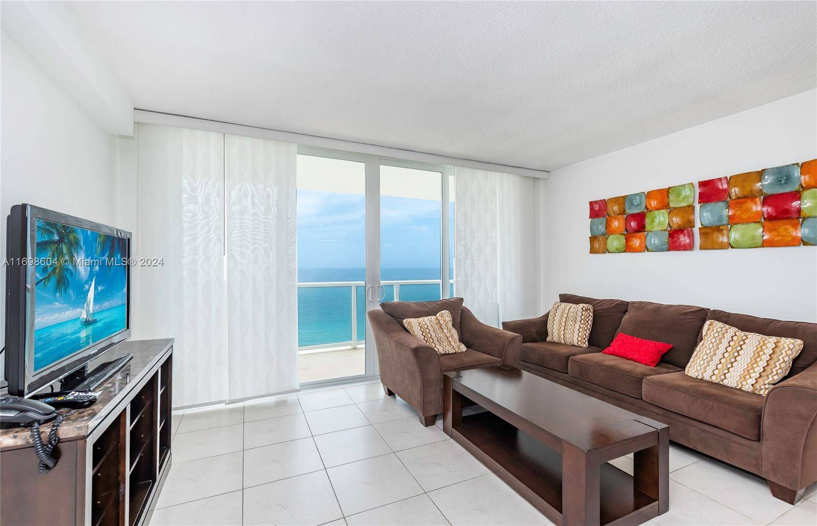 Miami Beach, FL 33140,5601 Collins Ave #1710