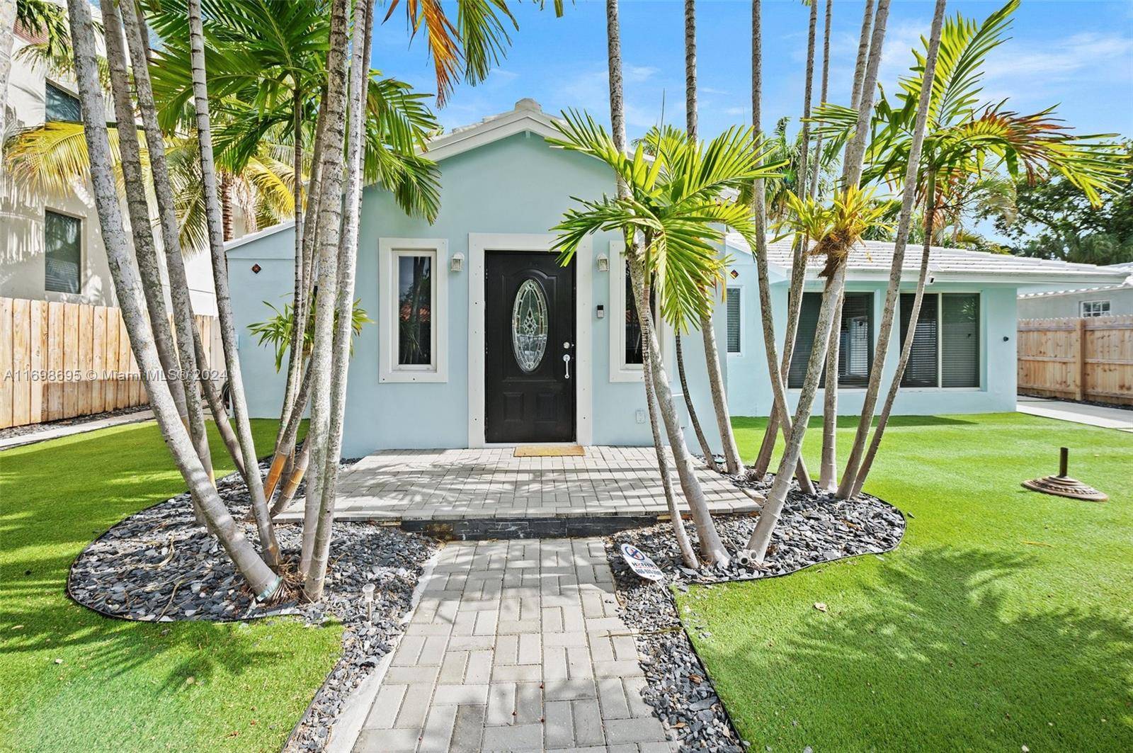 Fort Lauderdale, FL 33304,614 NE 10th Ave