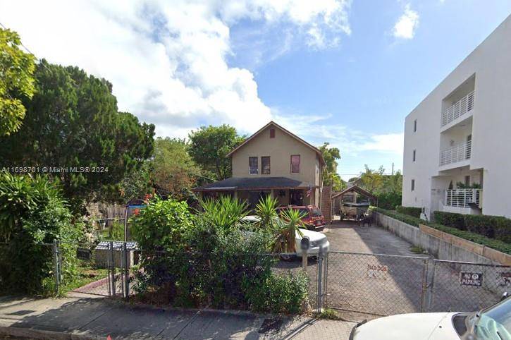 Miami, FL 33130,536 SW 3rd St
