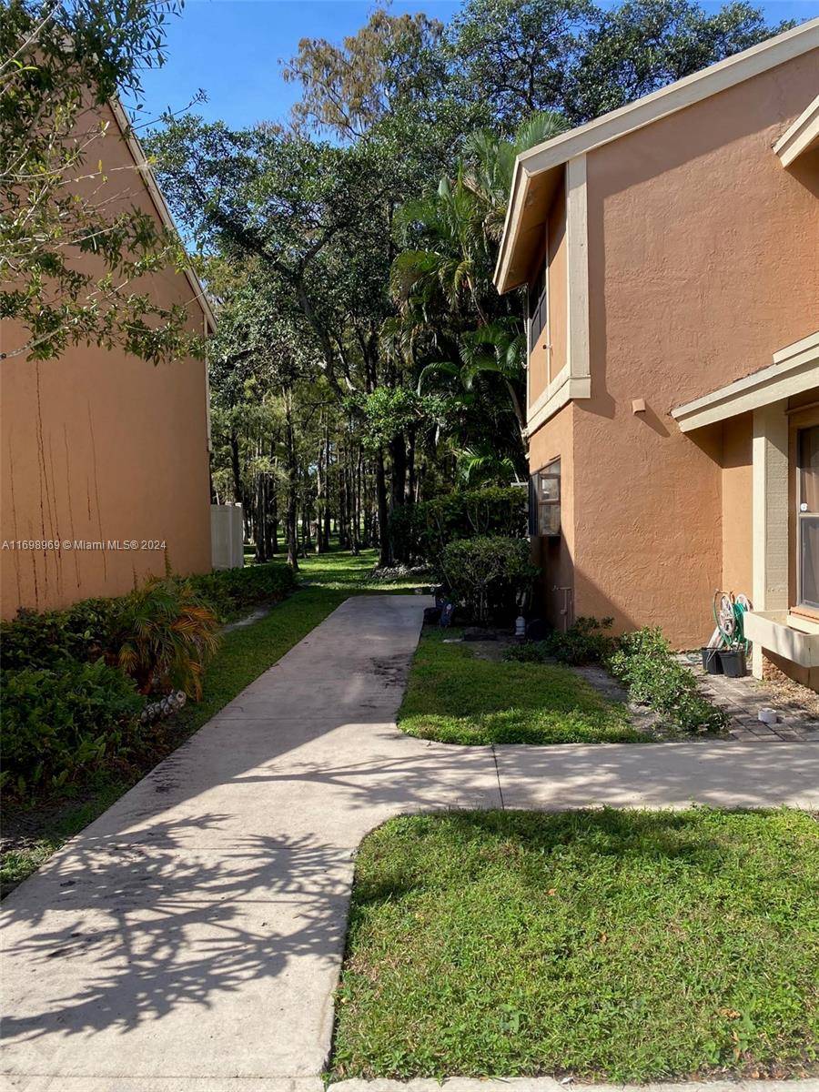 Coconut Creek, FL 33066,2219 NW 45th Ave #2219