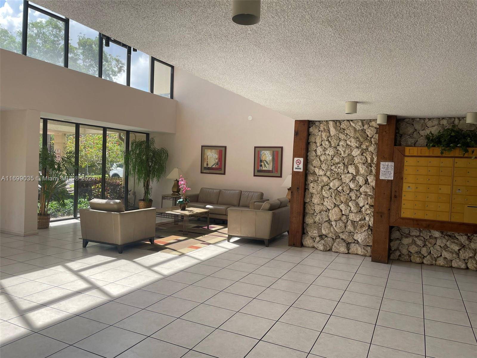 Weston, FL 33326,491 Racquet Club Rd #308